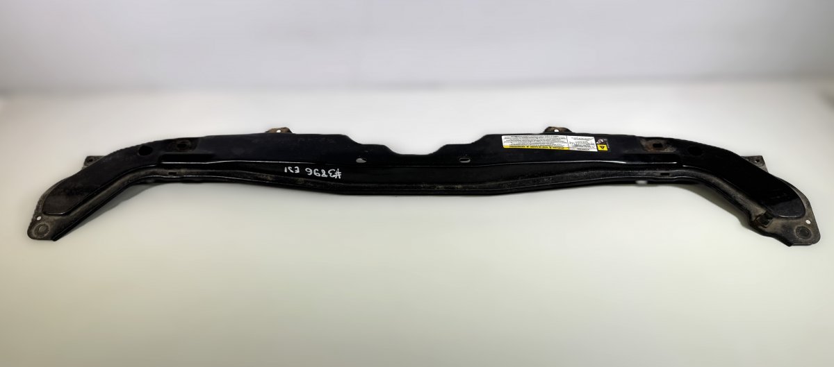 Chrysler Grand Voyager / Town & Country Bonnet latch carrier beam