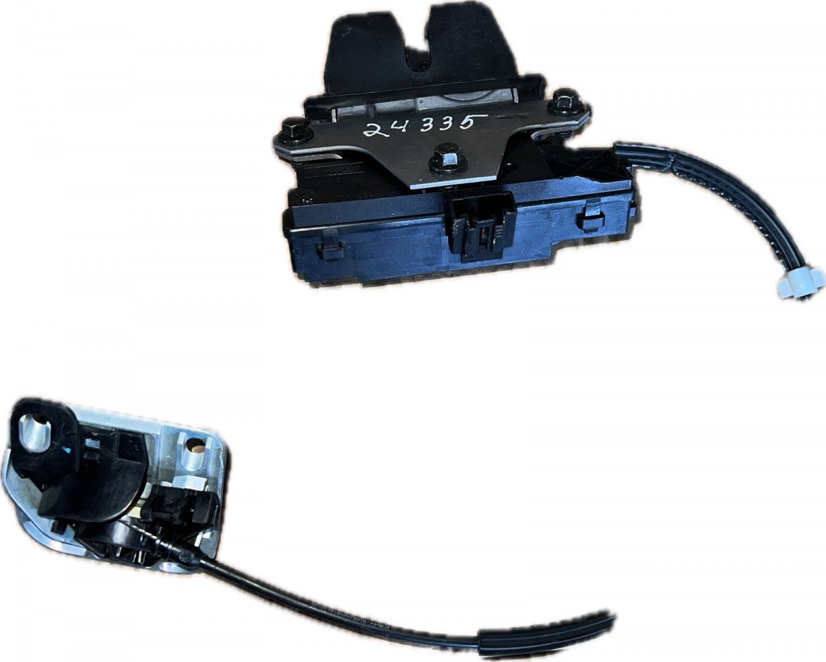 Bootlid / tailgate lock VOLVO S80 II (AS) (2006-2016)