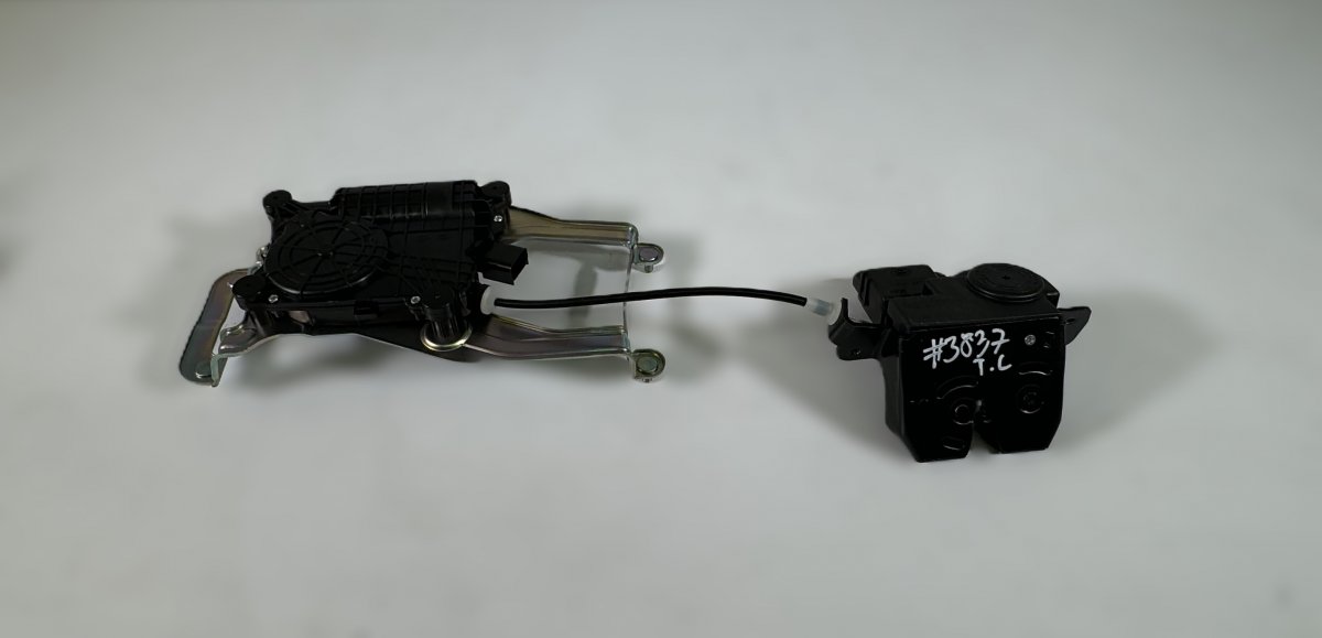 Hyundai Nexo Bootlid / tailgate lock 81230D3100 81230-C0100 81230C0100 Bootlid / tai...