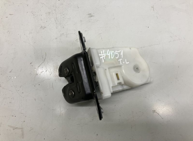 905038753R Bootlid / tailgate lock RENAULT ESPACE V (JR) (2015-2023)