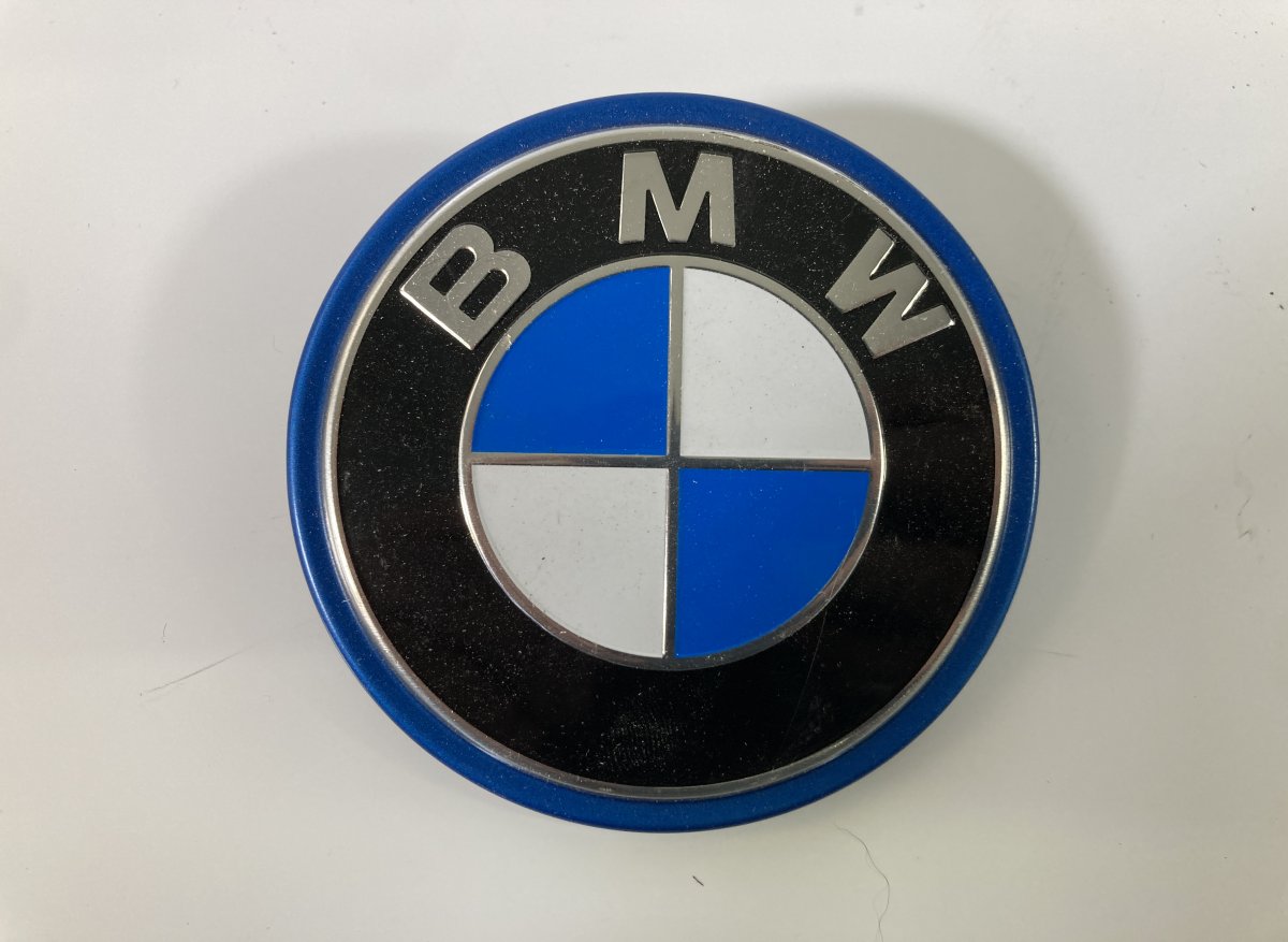 BMW X3 / iX3 (G01) Badge emblem front 51145A24576 51145A24572 Badge emblem front BMW ...