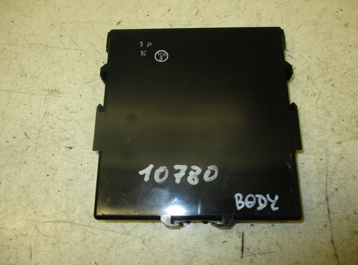 Toyota Land Cruiser 150 Body control module (BCM) 2850000431 2850000431 Body control module (BCM)...
