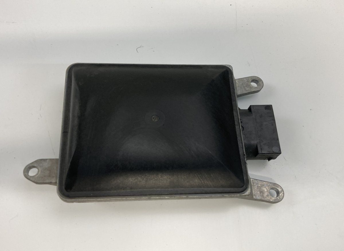 8T0907568B BLIND SPOT radar  sensor AUDI A5 (B8) (2007-2016)