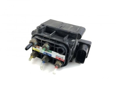 A2123200358 Air suspension valve block MERCEDES-BENZ S-CLASS (W222, X222) (2013-2020)