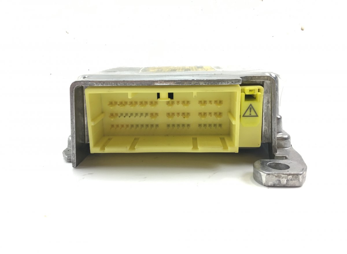 Toyota Yaris Airbag Control Unit 220749-101 220749101 Airbag Control Unit TOYOTA...