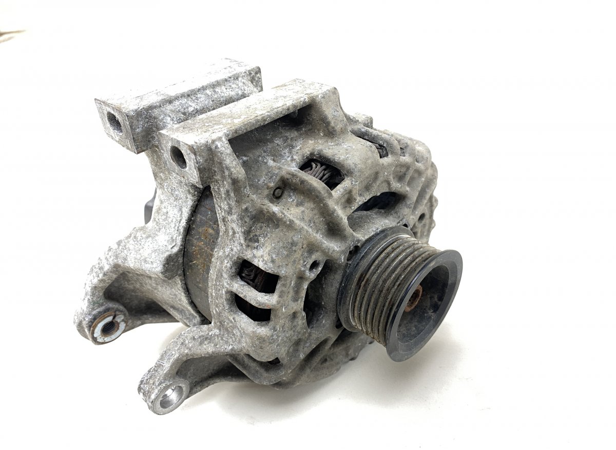 Opel Zafira Tourer (C) Alternator F000BL08D2 F000BL08D8 Alternator OPEL ZAFIRA TO...