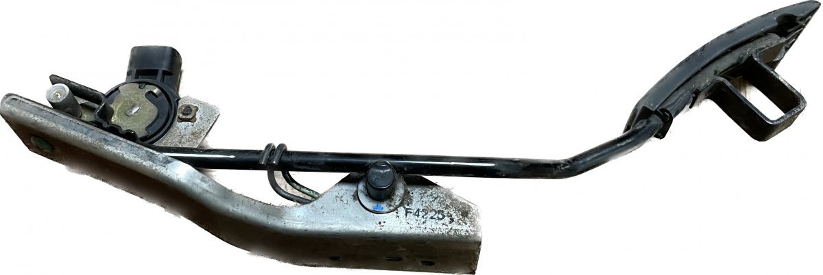 Nissan X-Trail Accelerator Pedal Accelerator Pedal NISSAN X-TRAIL I (T30) (2001-...