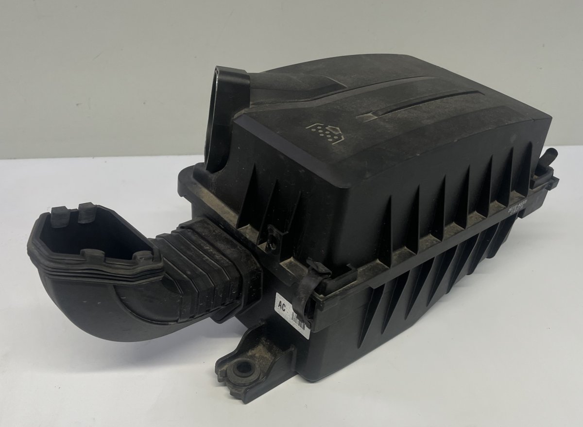 Hyundai Nexo Air Cleaner (filter box) 28110M5000 Air Cleaner (filter box) HYUNDAI NEX...