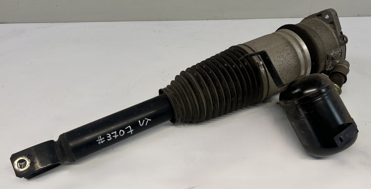 Audi A8 (D3) Air shock absorber rear left 4E0616001M Air shock absorber rear left AUDI A8...