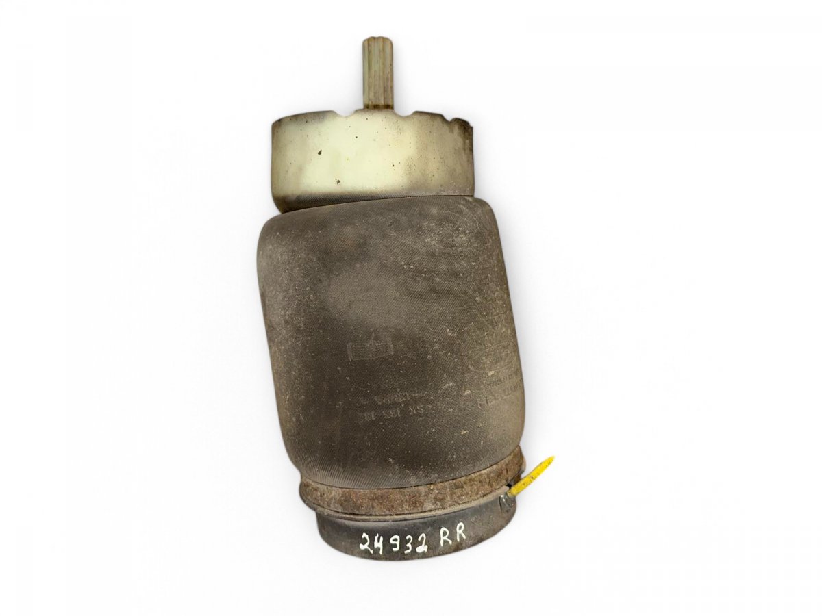 Land Rover Range Rover Air shock absorber rear right RKB500240 7H425580BA Air shock absorber rear ri...