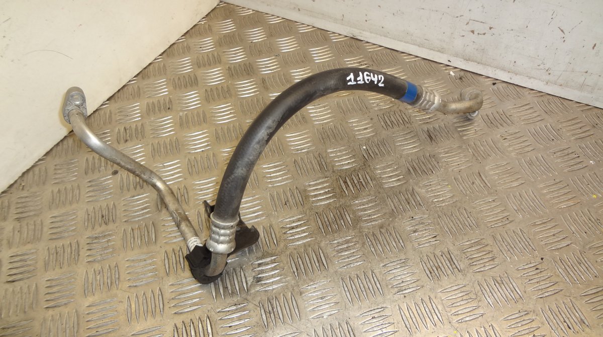Toyota Avensis (T27) AC Pipeline From Compressor To Drier MF445350-0373 MF4453500373 AC Pipeline From Com...