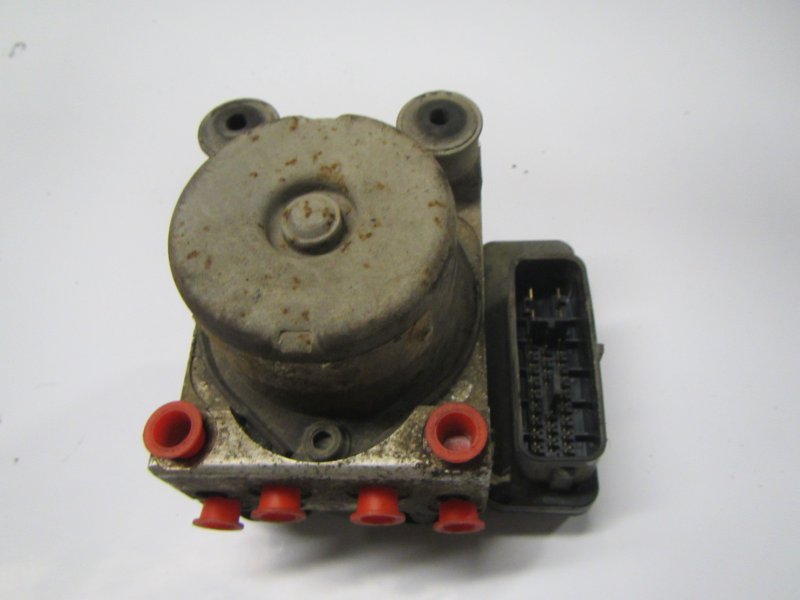 Mazda MPV ABS hydraulic unit / pump MAZDA MPV II (LW) (1999-2006) ABS hydraulic uni...