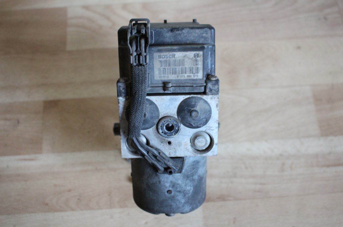 Audi A4 (B5) ABS Control unit 0273004573 ABS Control unit AUDI A4 (B5) (1994-...