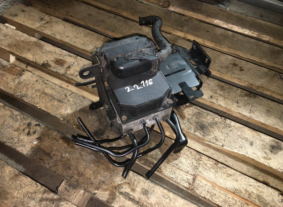 Jednostka hydrauliczna / pompa ABS VW PASSAT B5 (3B3) (2000-2005)