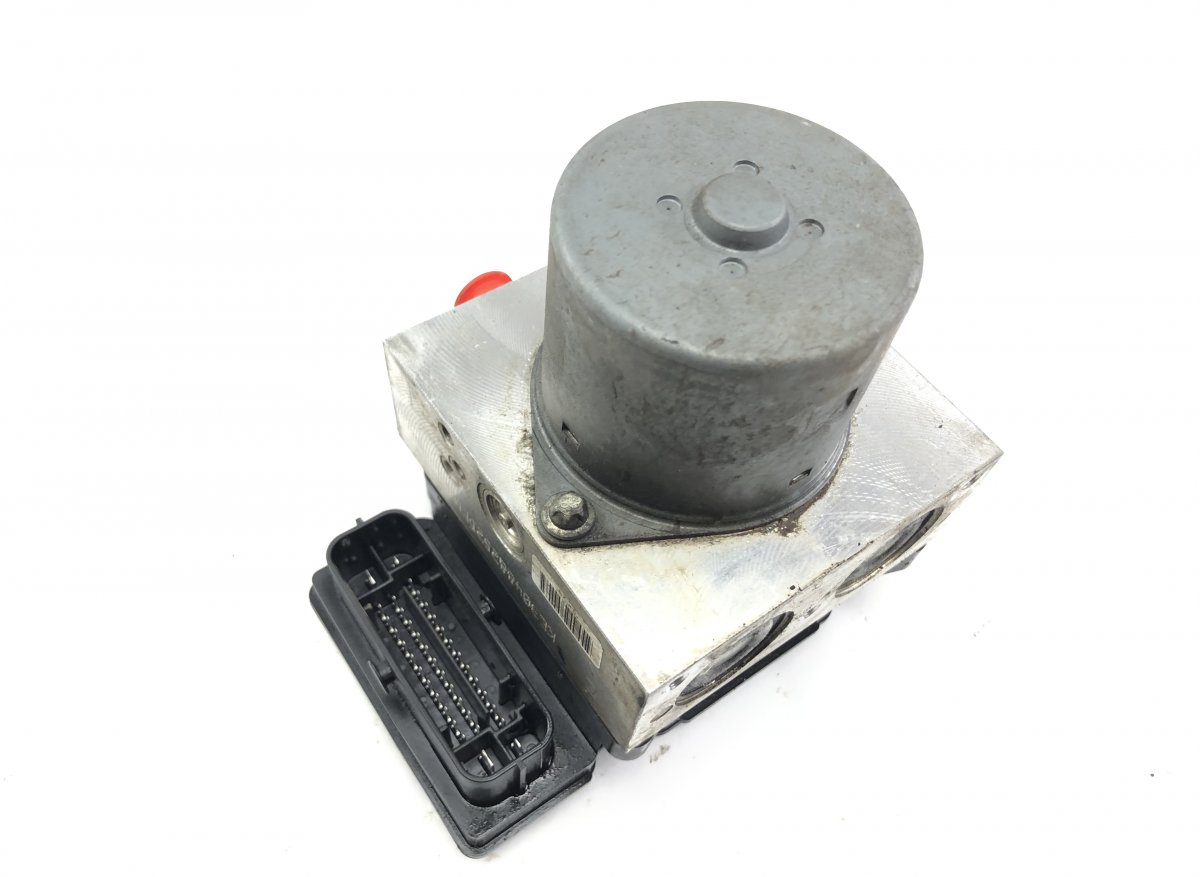 Volkswagen Passat (B7) ABS hydraulic unit / pump 17654056 54085622T 17618956A 17618956-A ABS hyd...