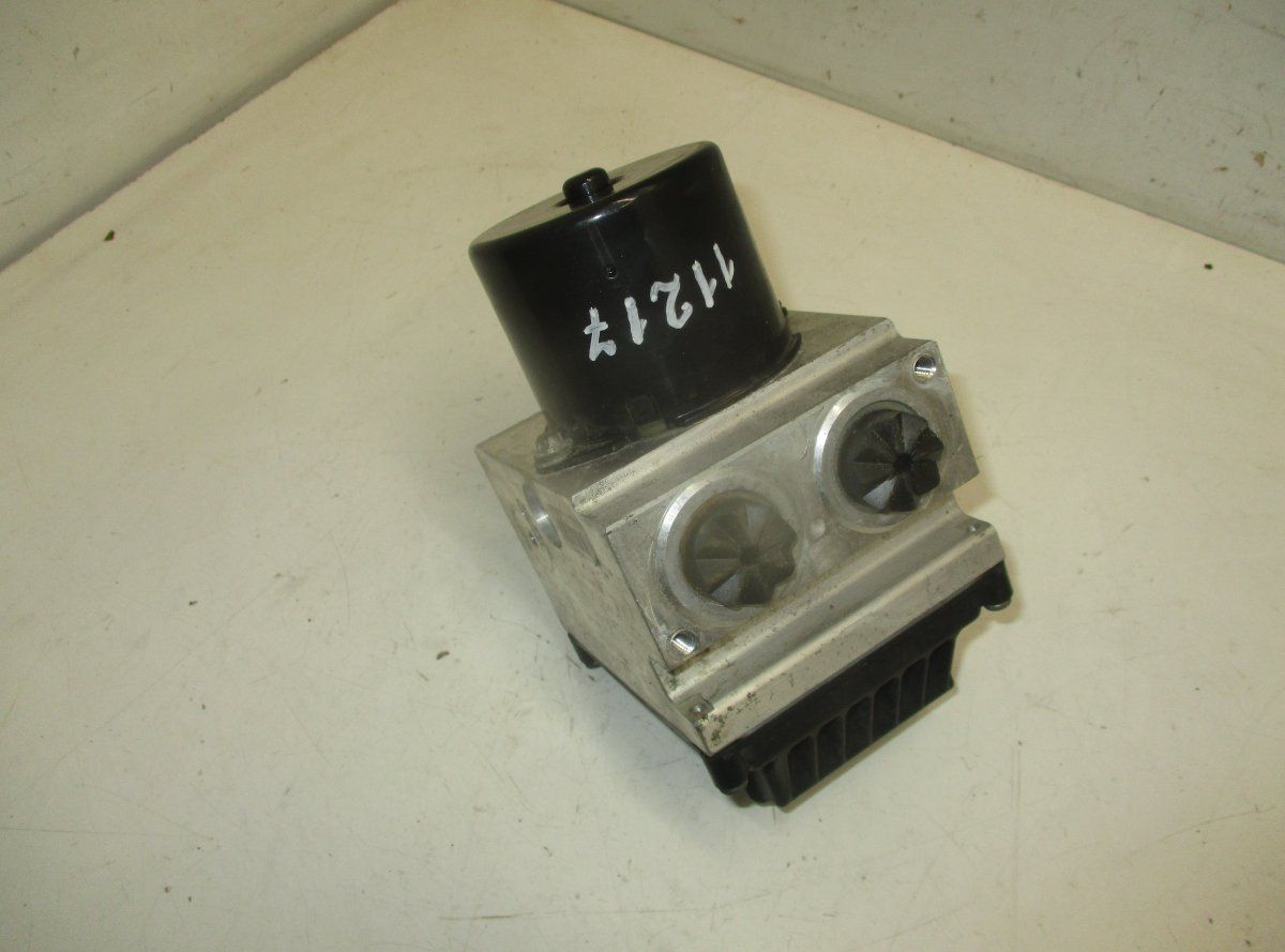 3C0.614.095.Q ABS hydraulic unit / pump VW PASSAT B6 (3C) (2005-2010)