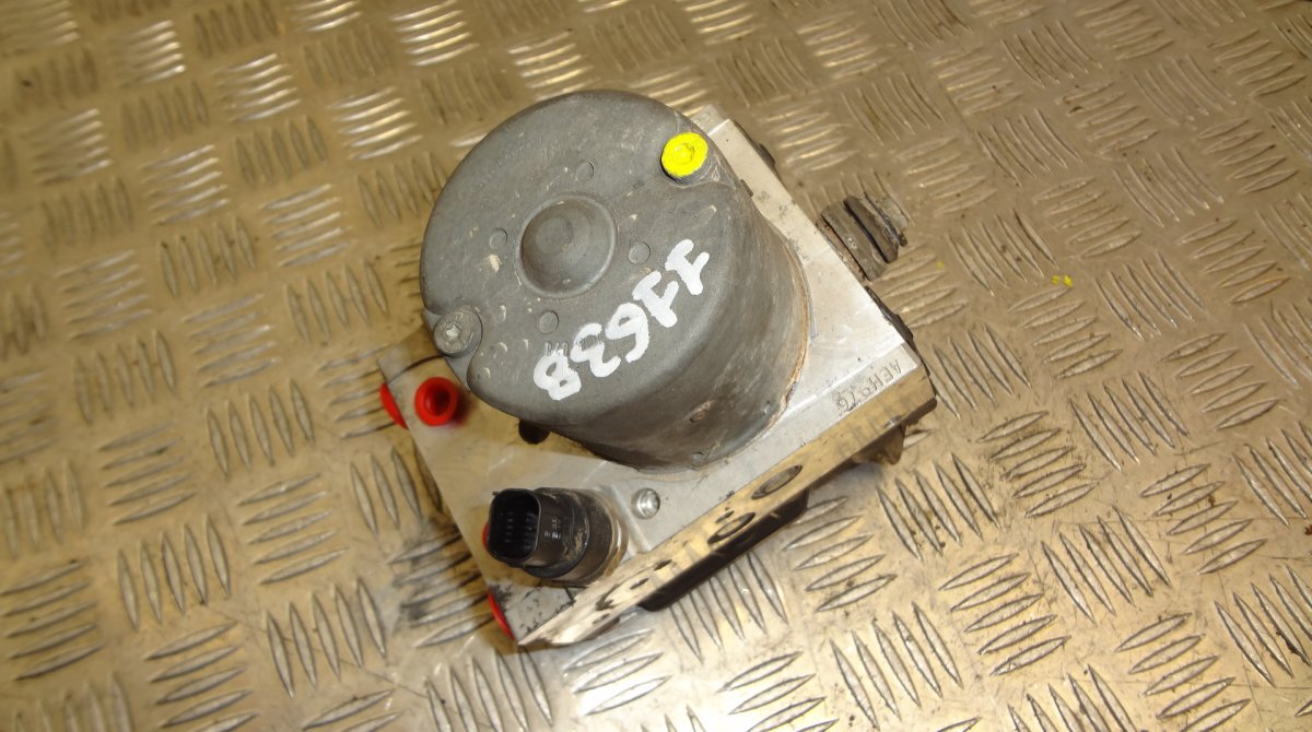 Toyota Avensis (T25) ABS hydraulic unit / pump 0265225387 ABS hydraulic unit / pump TOYOTA AVE...