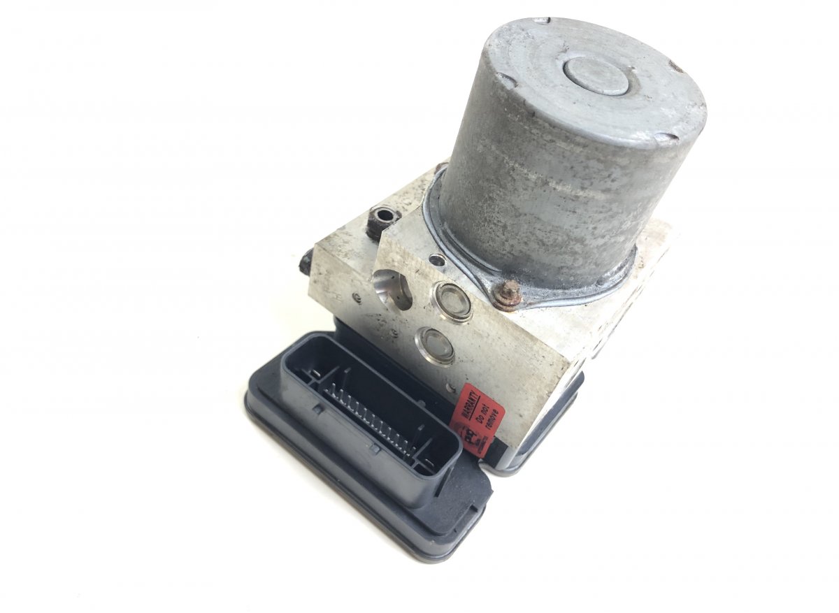 BMW X5 (F15) ABS hydraulic unit / pump 0265956169 2265106486 ABS hydraulic unit / pump...