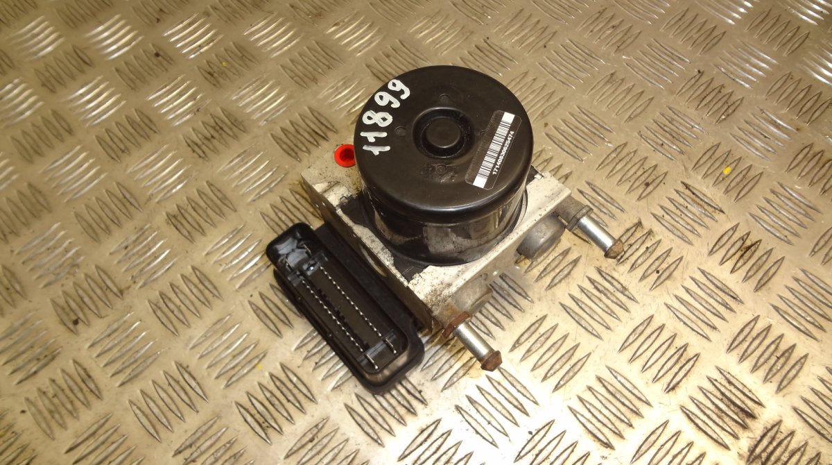Dodge Caliber ABS hydraulic unit / pump