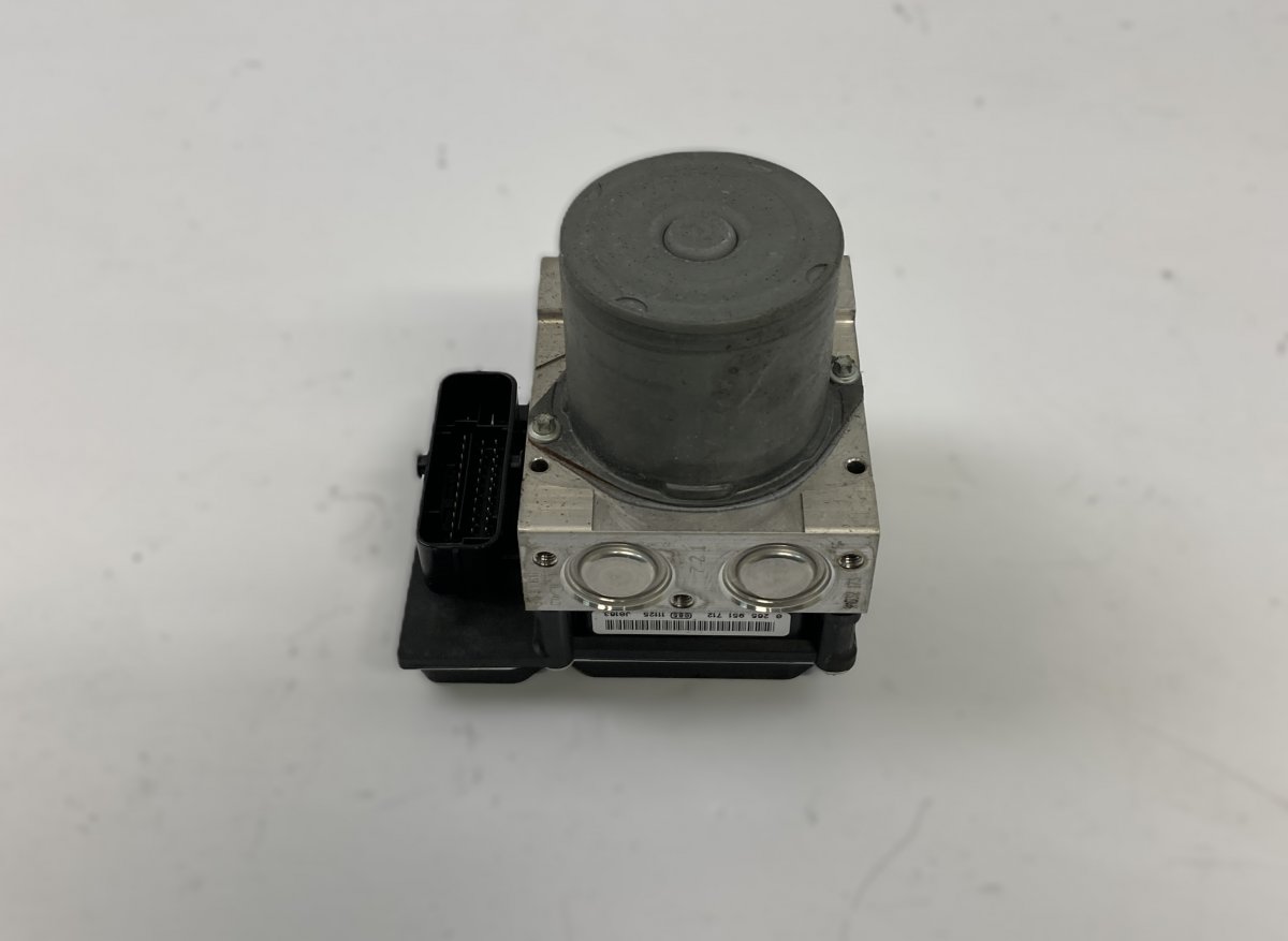 Audi A5 (B8) ABS hydraulic unit / pump 8K0907379 ABS hydraulic unit / pump AUDI A5 (B8...