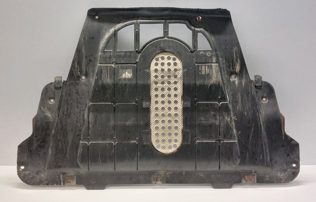 Alfa-Romeo Giulietta (940) Engine splash shield 50518650 Engine splash shield ALFA ROMEO GIULIE...