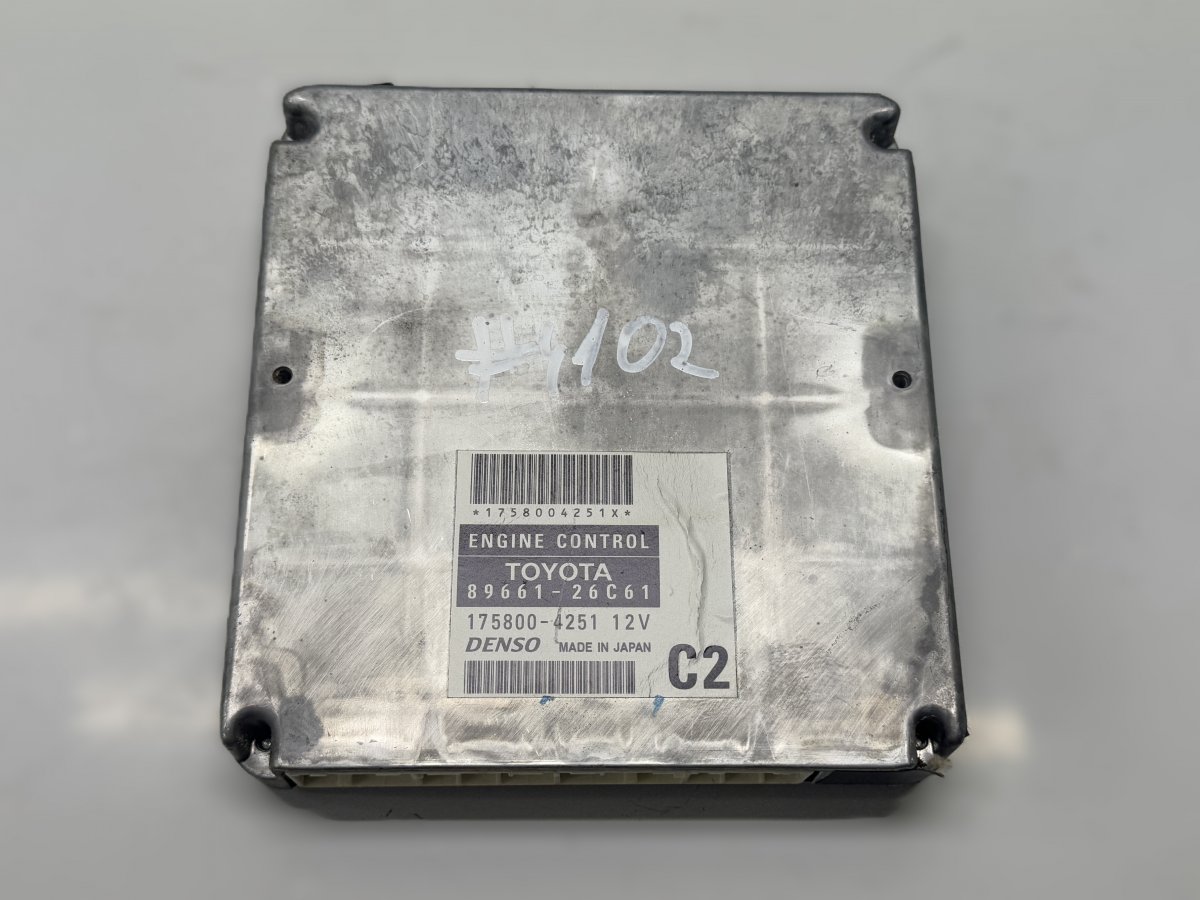 Toyota Hiace (H200) Engine Control Unit / module (ECU) 8966126C61 17580-4251 175804251 Engine Control ...