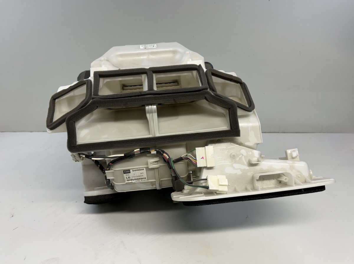 Nissan X-Trail / Rogue Evaportator housing 272104BA5A Evaportator housing NISSAN X-TRAIL I...
