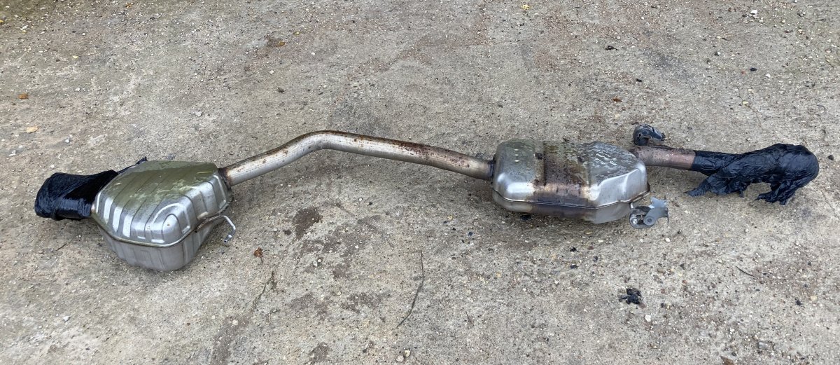Audi A4 (B8) Exhaust rear silencer (muffler)