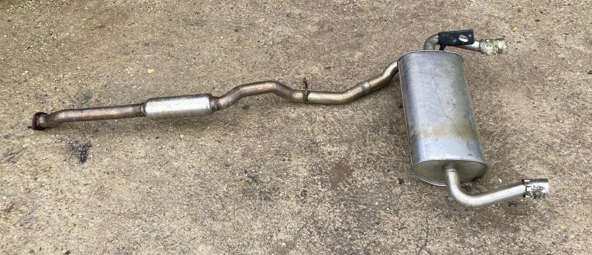 Ford Kuga Exhaust rear silencer (muffler) 2081477 CV615K244ADF Exhaust rear silencer (muf...