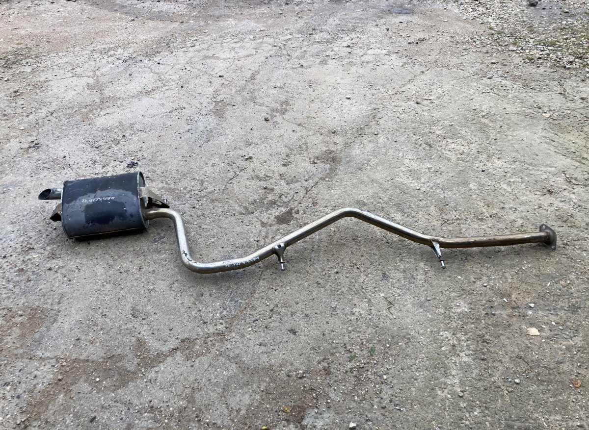 Toyota Avensis (T27) Exhaust rear silencer (muffler) 174300T080 Exhaust rear silencer (muffler) TOYO...