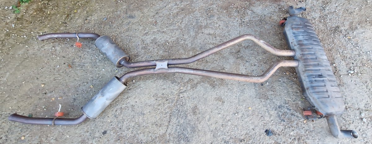 Land Rover Range Rover Exhaust rear silencer (muffler) DAM051 Exhaust rear silencer (muffler) LAND ROV...