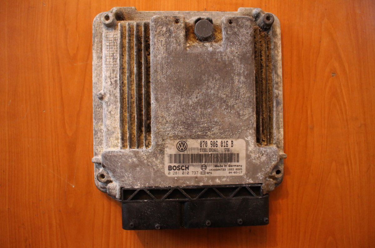 070906016B Engine Control Unit / module (ECU) VW PHAETON (3D) (2002-2016)