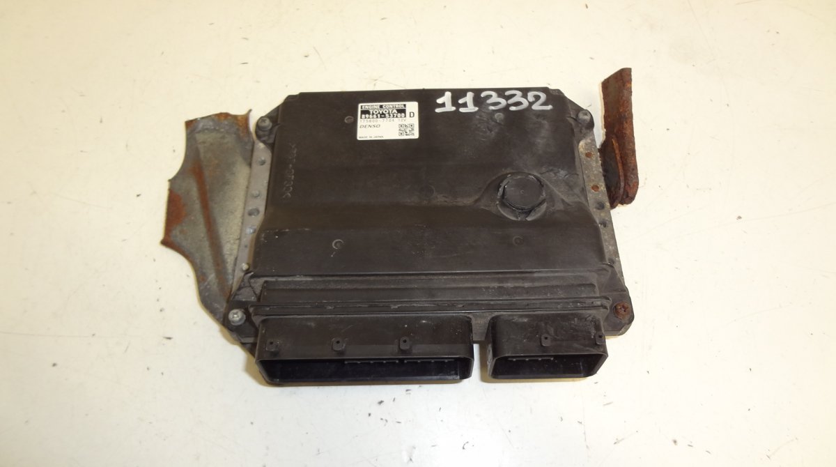 Lexus IS Engine Control Unit / module (ECU) 175800-7704 Engine Control Unit / module (ECU) ...