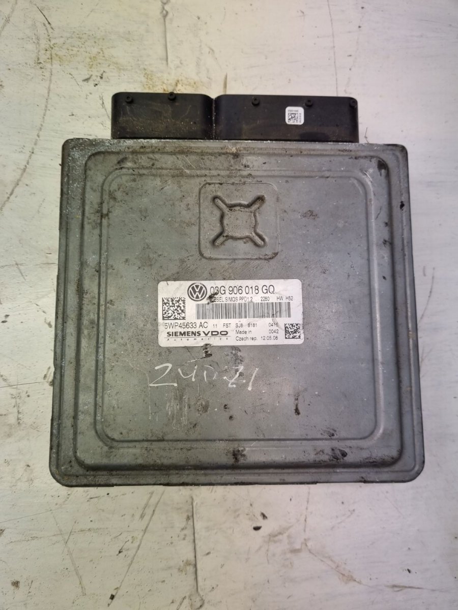 Seat Leon Engine Control Unit / module (ECU) 5WP45633AC Engine Control Unit / module (ECU) S...