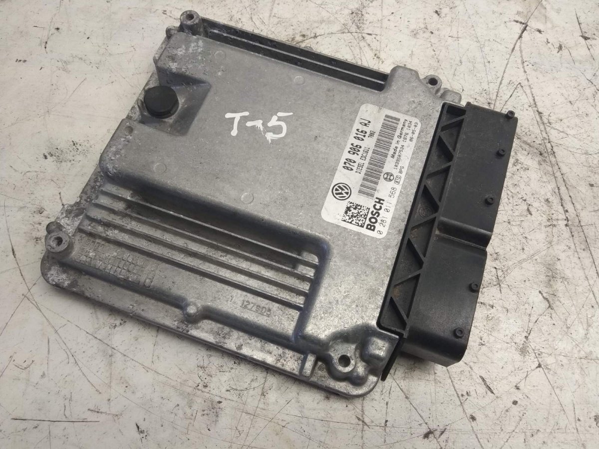 Volkswagen Transporter (T5, Caravelle, Multivan) Engine Control Unit / module (ECU) Engine Control Unit / module (ECU) VW TRANSPORT...