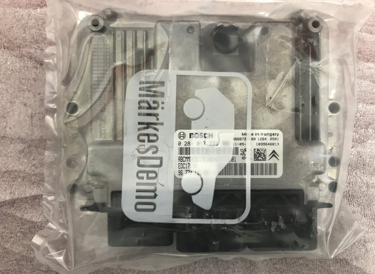 Citroen C3 Engine Control Unit / module (ECU) 0281017333 Engine Control Unit / module (ECU) C...