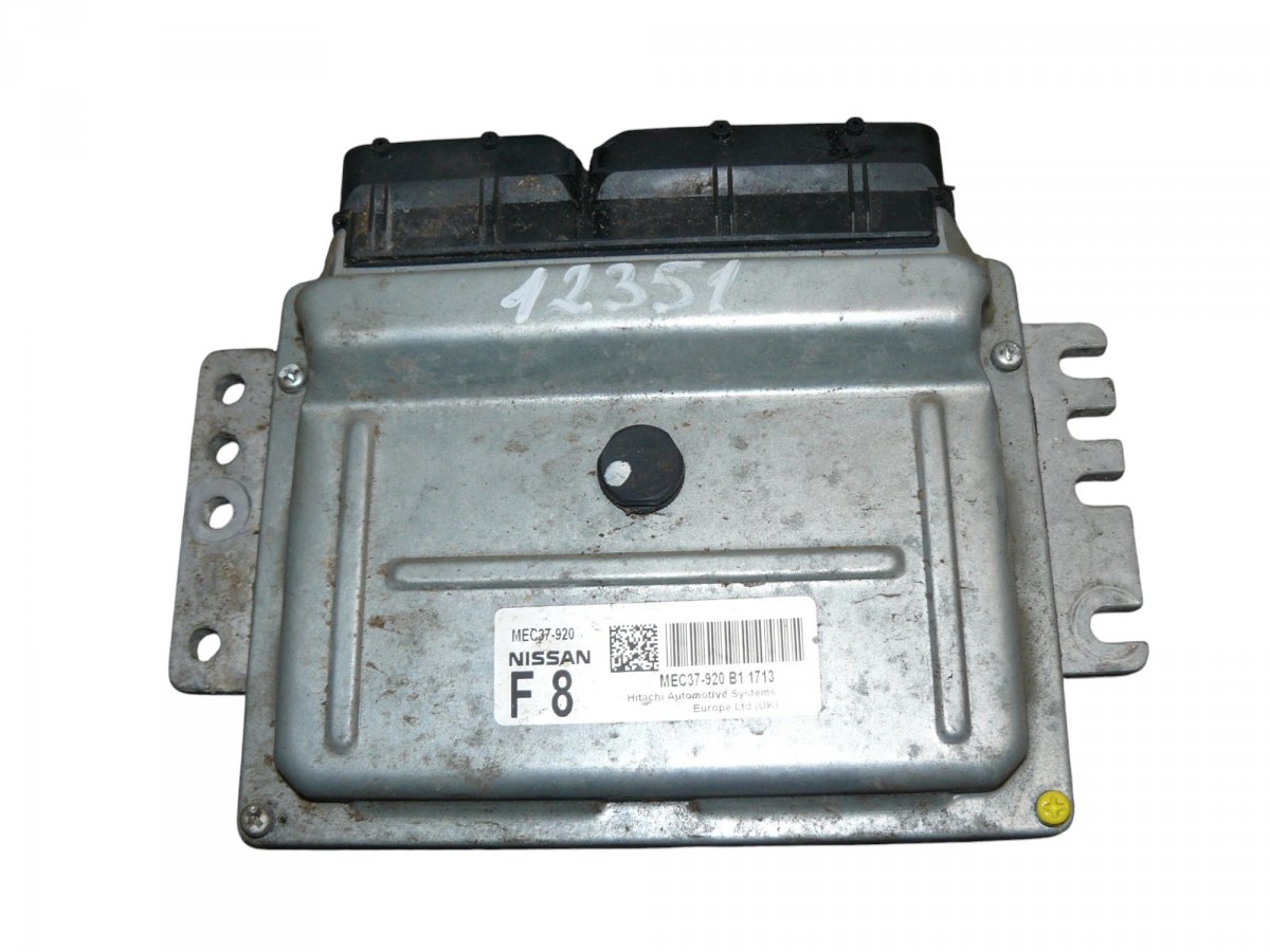 Nissan Note (E11) Engine Control Unit / module (ECU) MEC37-920 Engine Control Unit / module (ECU) NI...