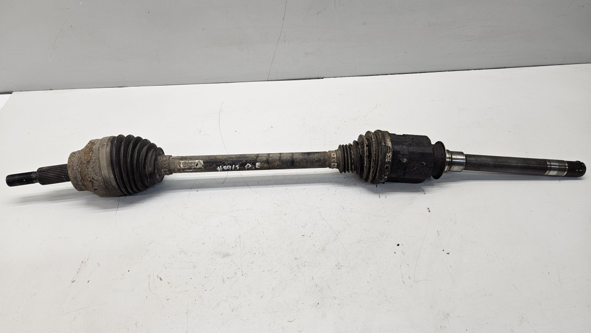 Jeep Grand Cherokee (WK) Drive Shaft Front Right 52124712AC Drive Shaft Front Right             ...