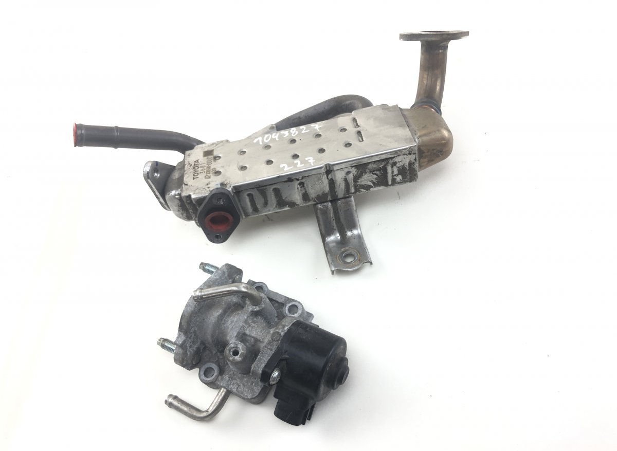 Lexus NX ЭГР охлаждение 2568036012 2205000060 EGR cooler LEXUS NX I (AZ...