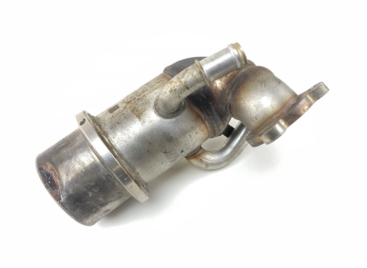 Volkswagen Passat (B8) ЭГР охлаждение 04L131512BM EGR cooler VW PASSAT B8 (3G) / ALLT...