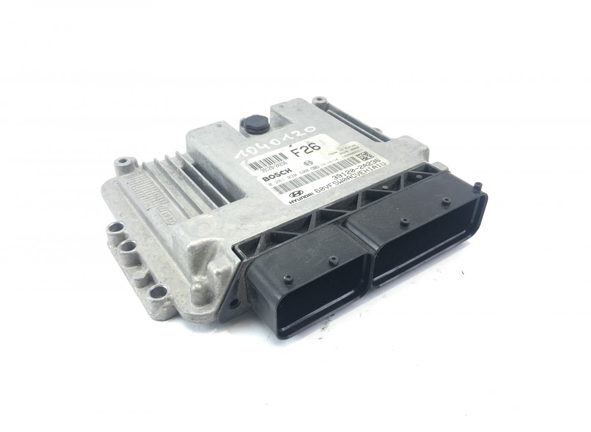 Hyundai i40 Engine Control Unit / module (ECU) 0281030600 Engine Control Unit / module (ECU) H...