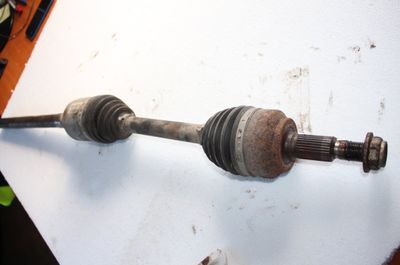 Drive Shaft Front Right                                    JEEP GRAND CHEROKEE III (WH) (2005-2010)