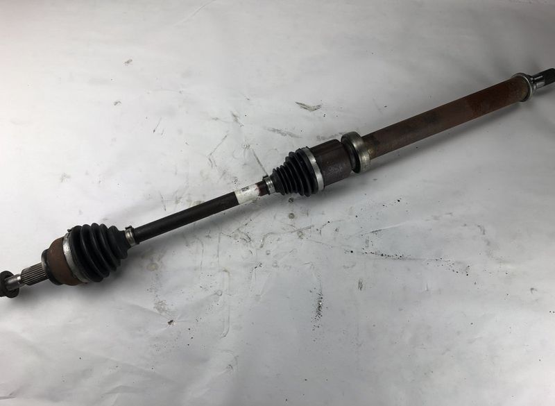 Drive Shaft Front Right                                    FORD FOCUS III (2010-2018)