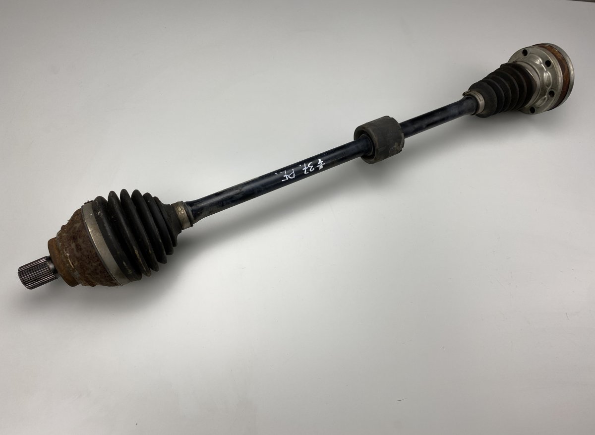 Volkswagen Golf 6 Drive Shaft Front Right 5Q0407272D Drive Shaft Front Right             ...