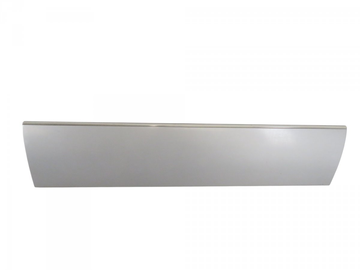 Mercedes-Benz 200 - 500 / E (W124) Door lower moulding front right A1406902040 1406902040 Door lower moulding fron...