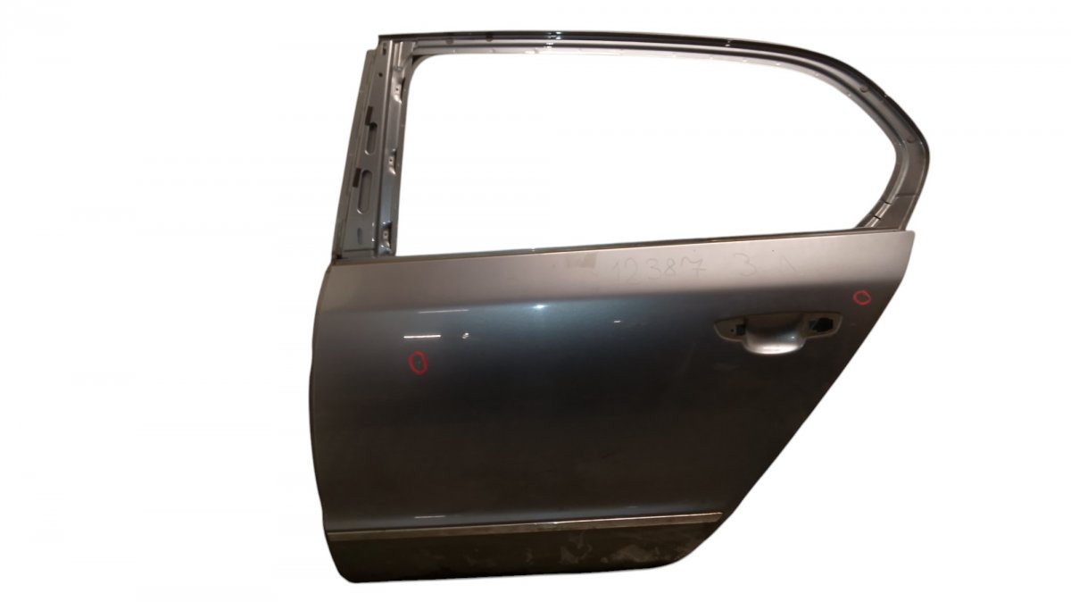 Skoda Superb (3T) Door Rear Left 3T9833055 Door Rear  Left SKODA SUPERB II (3T4,...