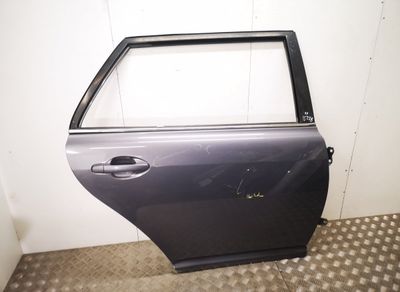 Aizmugurējās labās puses durvis TOYOTA AVENSIS (T250) (2003-2008)