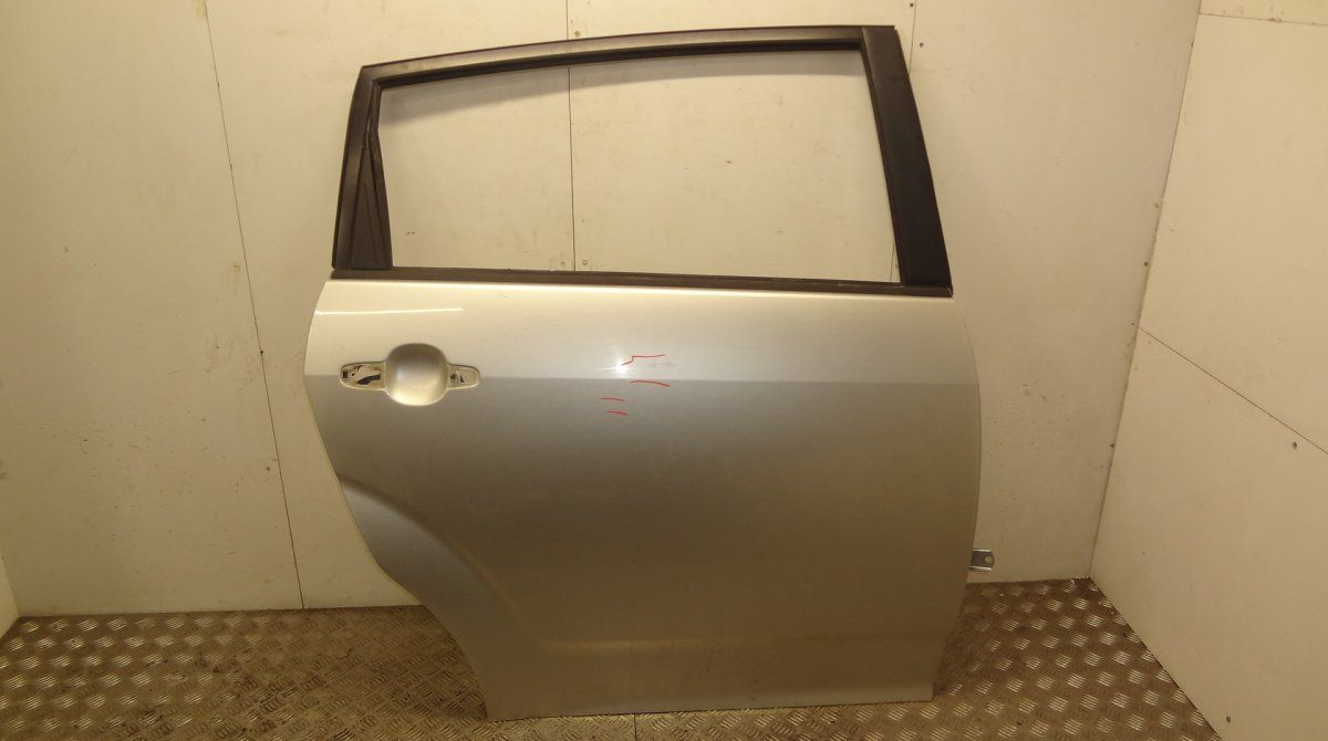 Door Rear Right TOYOTA COROLLA Verso II (AR10) (2004-2009)