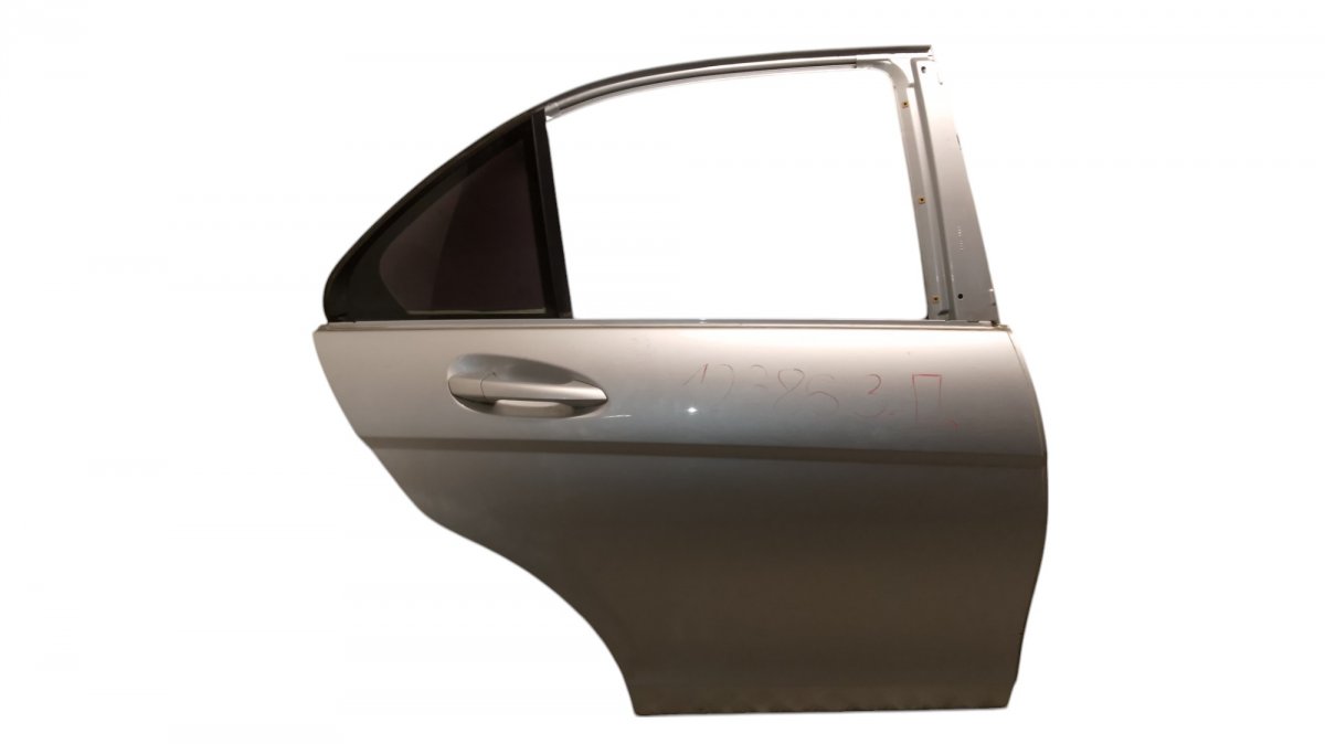 Mercedes-Benz A (W169) Door Rear Right A2047302200 Door Rear Right MERCEDES-BENZ C-CLA...