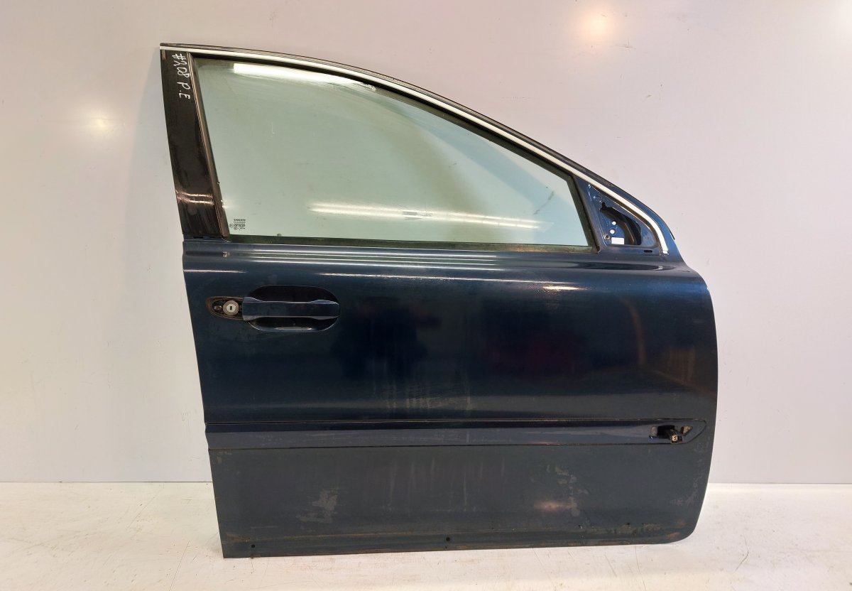 Volvo XC90 Door Front Right Door Front Right VOLVO XC90 I (2002-2014)

Gene...